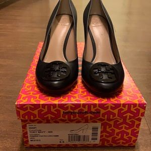 Tory Burch Mestico Heel - Tory Navy size 8.5